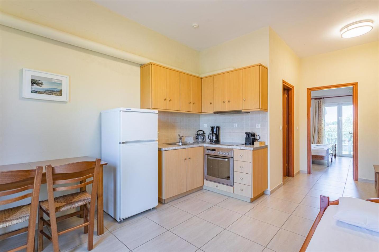 Vasiliki Apartments Ступа Экстерьер фото