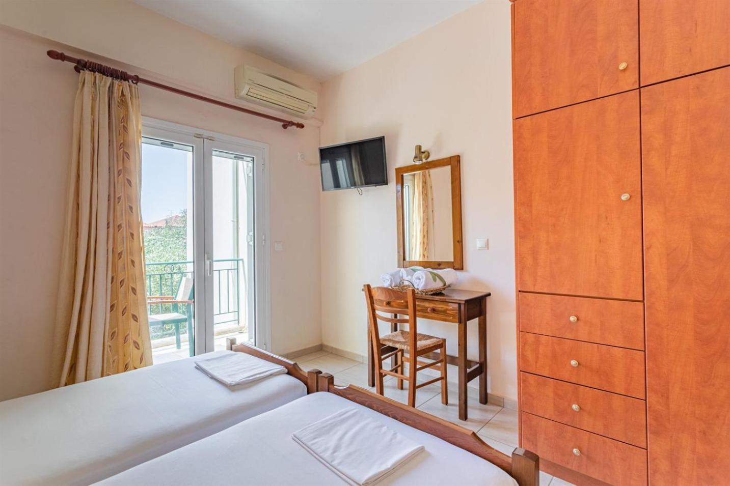 Vasiliki Apartments Ступа Экстерьер фото